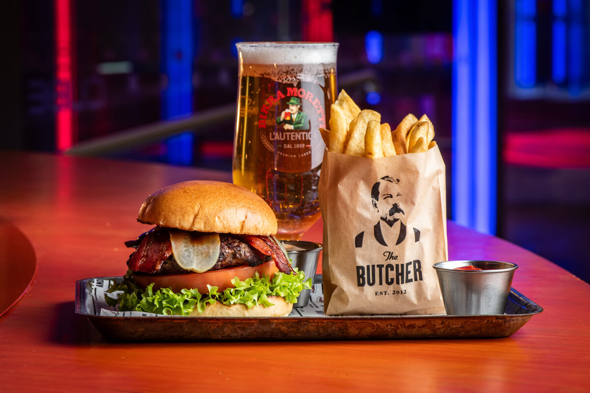 Students get 20% off Food & Drink